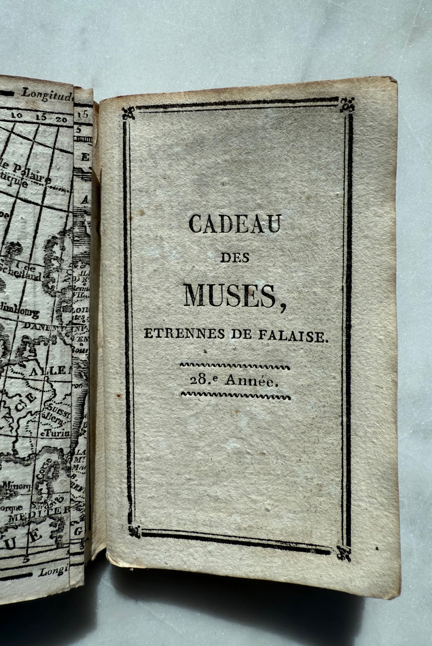 Small French Almanac, Cadeau des Muses, 1827