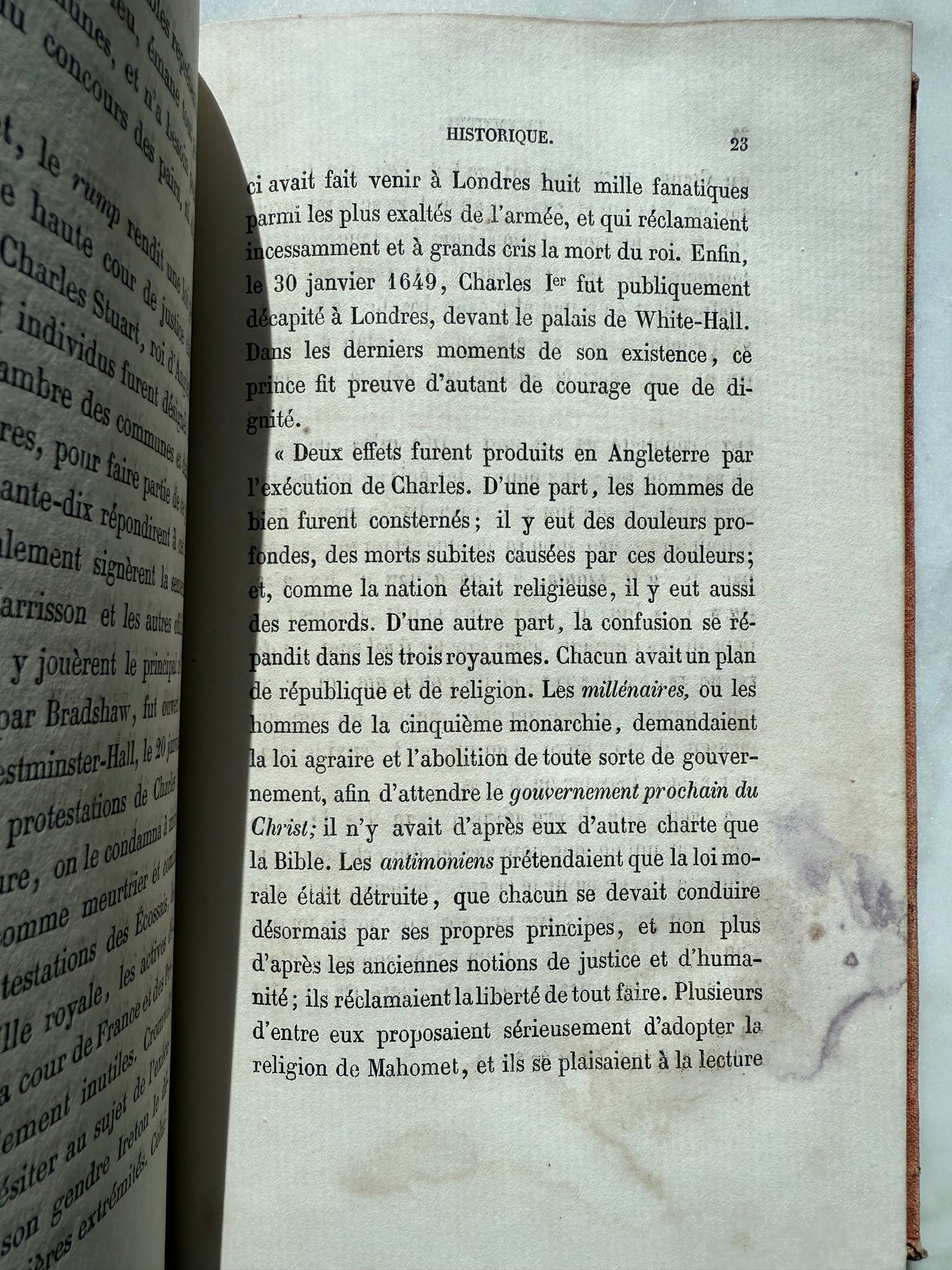 Revolution of 1688 in England, French Cartonnage Book