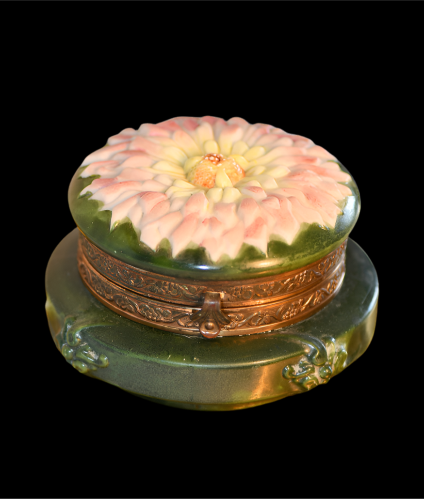 Wavecrest Vintage Green Floral Box, 花の緑のボックス