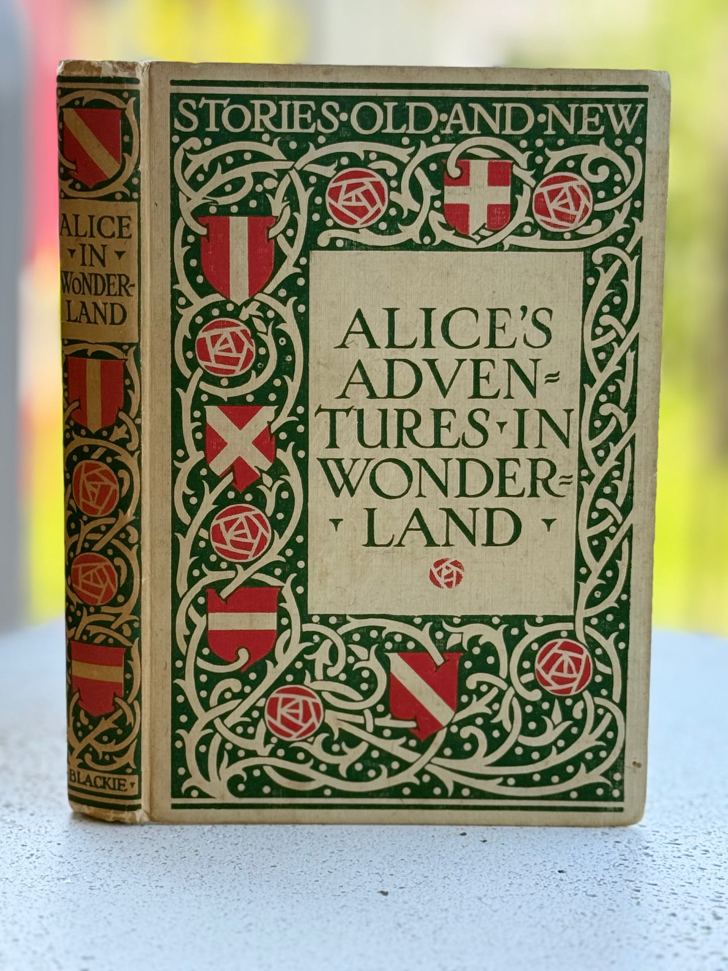 Vintage Alice’s Adventures in Wonderland by Lewis Carroll