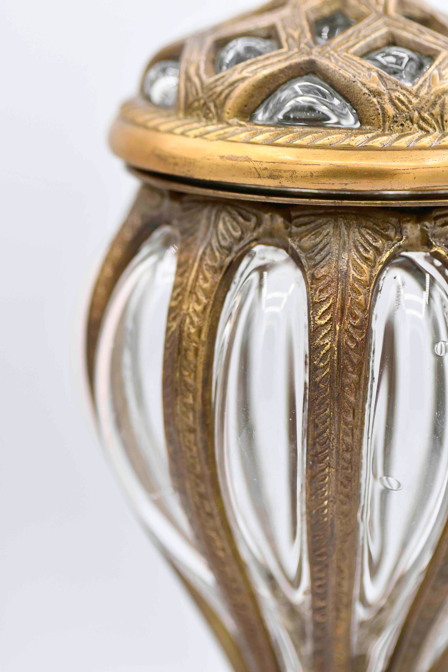 Bubble Glass Apothecary Jar, 11"