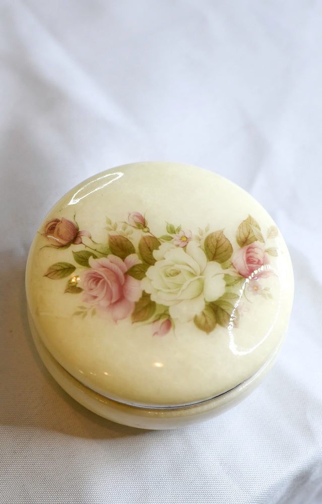Vintage White Alabaster Jewelry Box, 4"