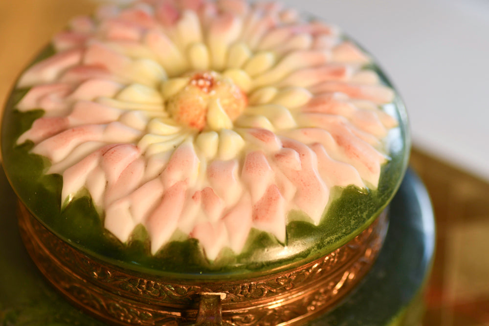 Wavecrest Vintage Green Floral Box, 花の緑のボックス