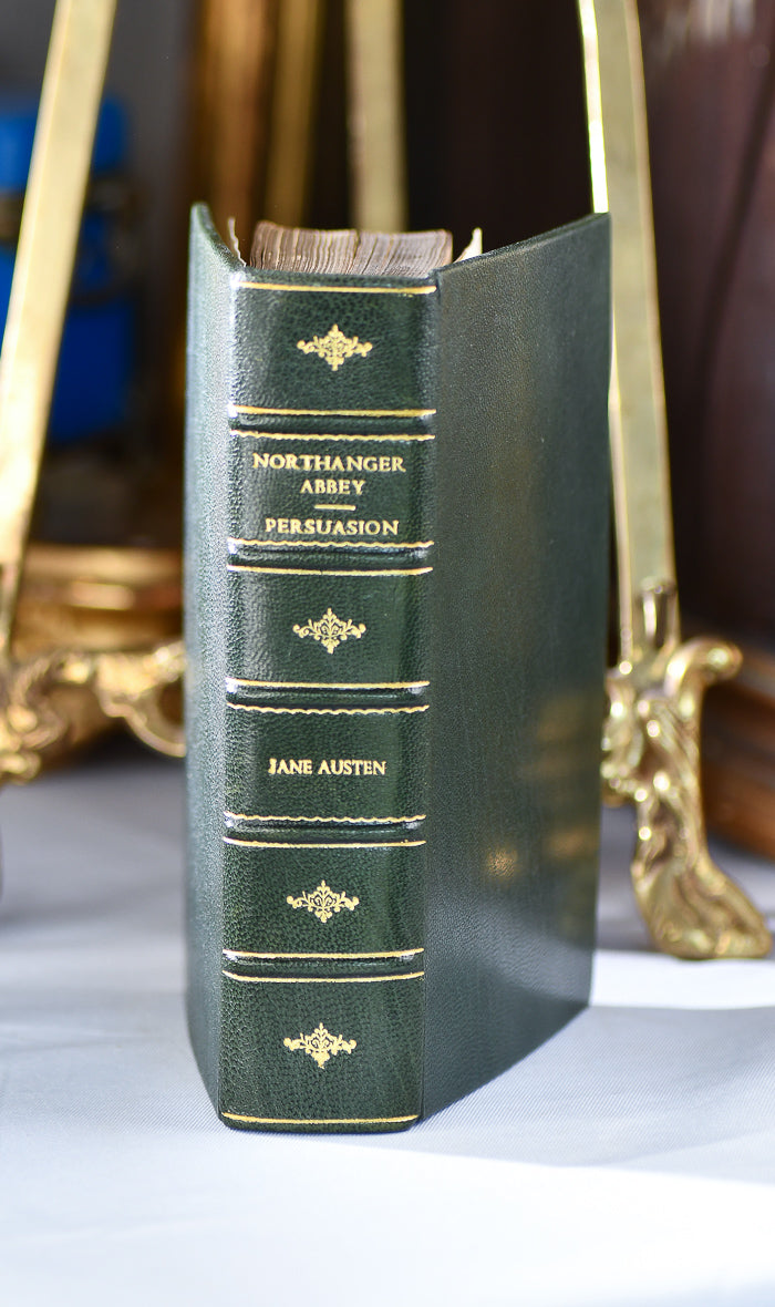 Jane Austen's Persuasion & Northanger Abbey, Antique Edition
