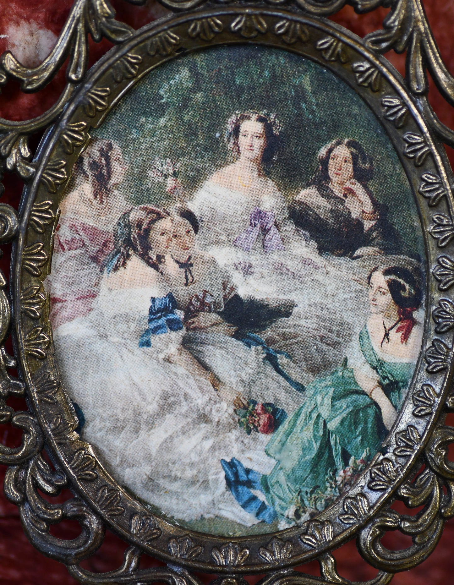 Italian Scroll Metal Frame, Small Victorian Framed Art