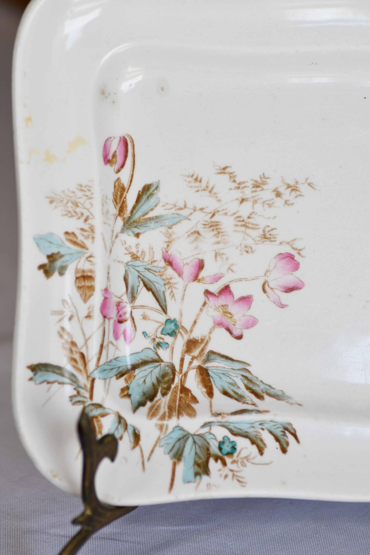 Vintage Floral White Serving Plate, 9"