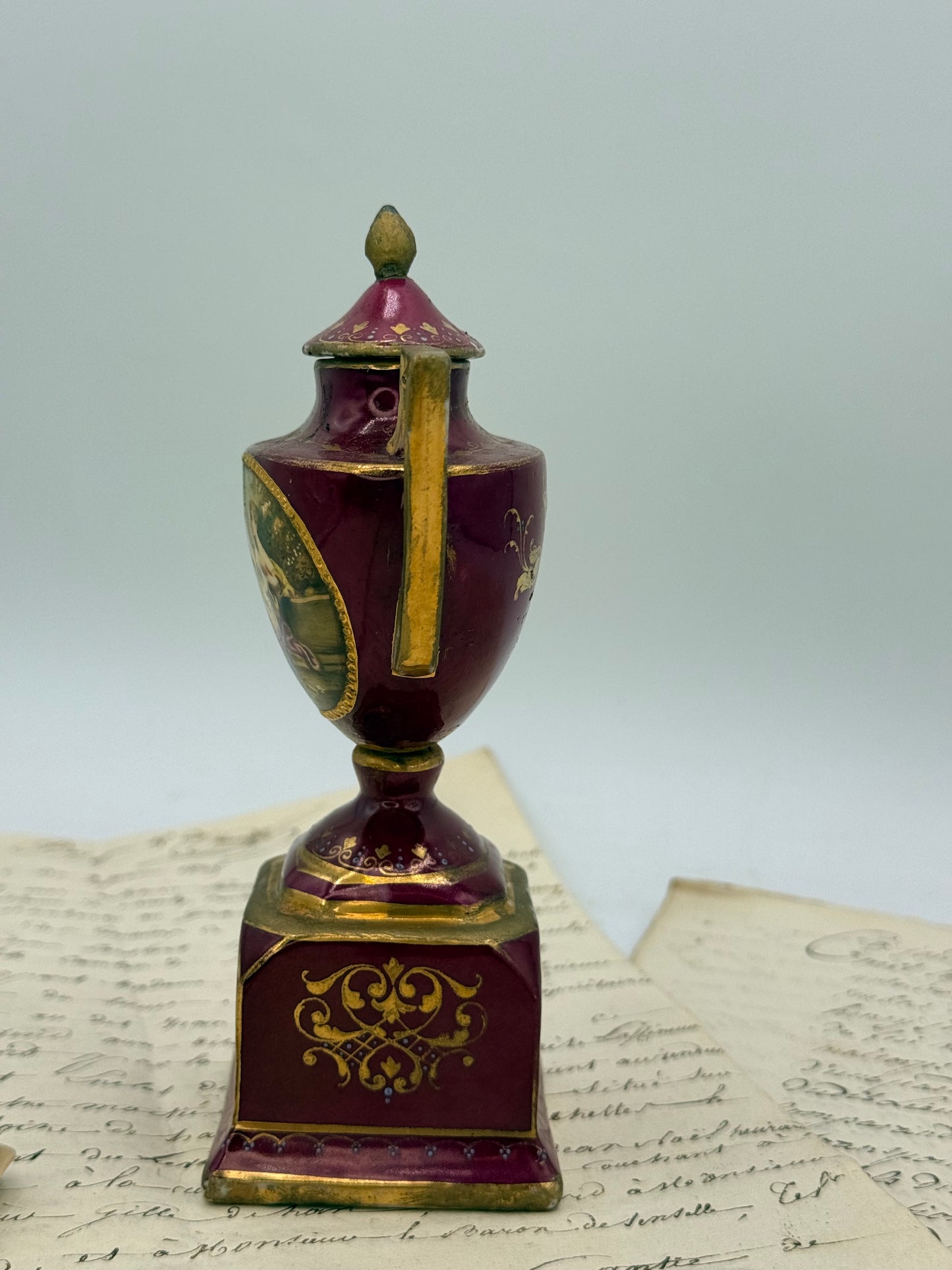 299- Ackermann & Fritze Small Urn, Royal Vienna Style