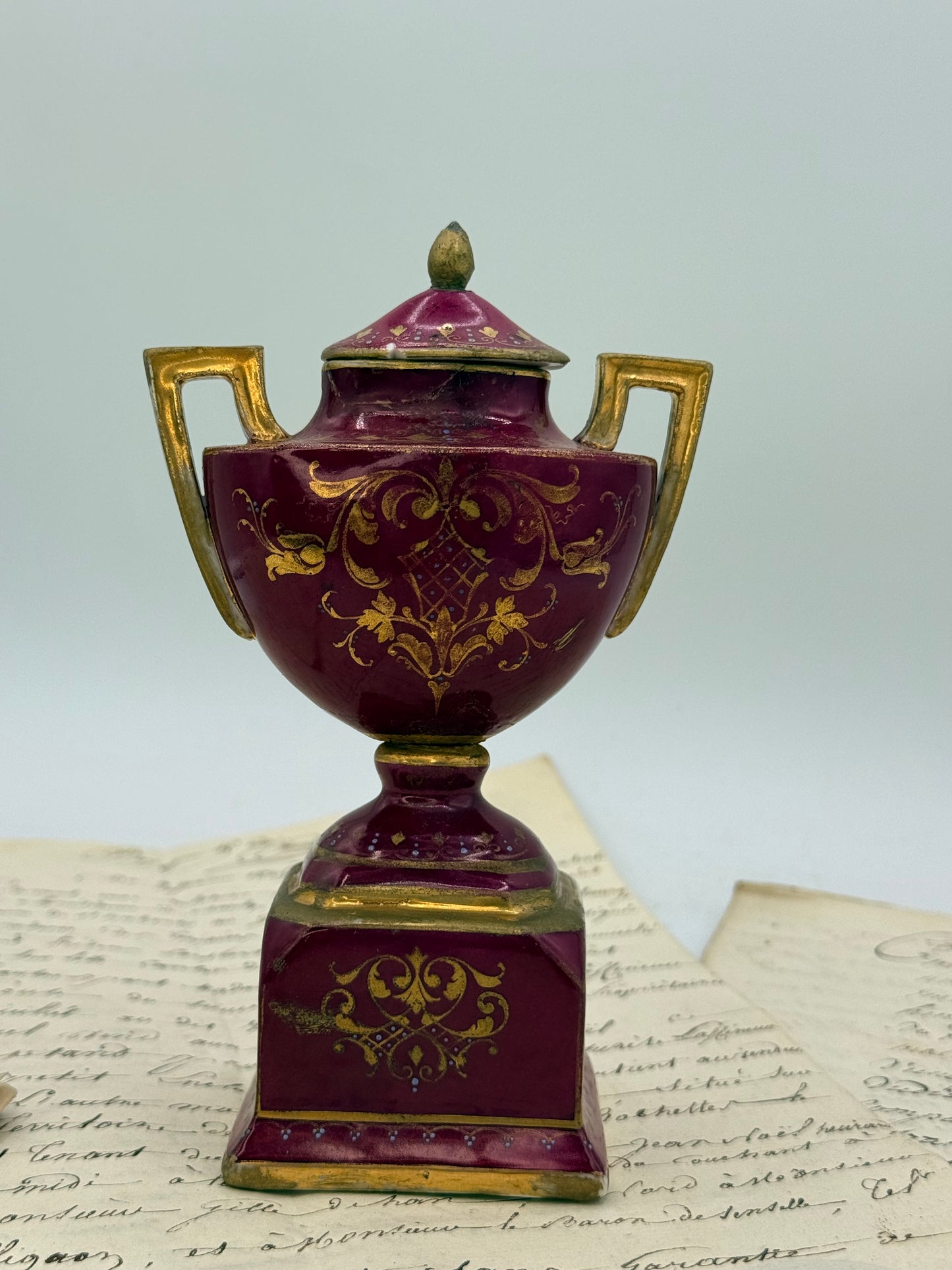 299- Ackermann & Fritze Small Urn, Royal Vienna Style