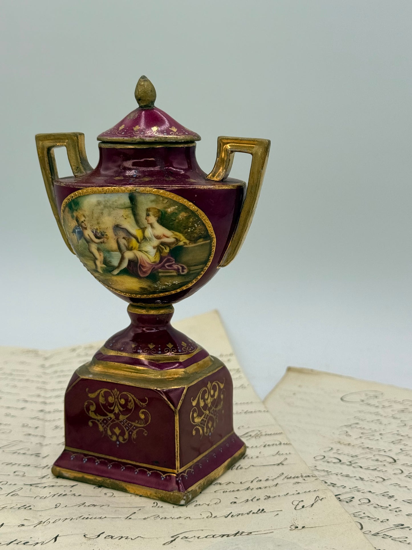 299- Ackermann & Fritze Small Urn, Royal Vienna Style