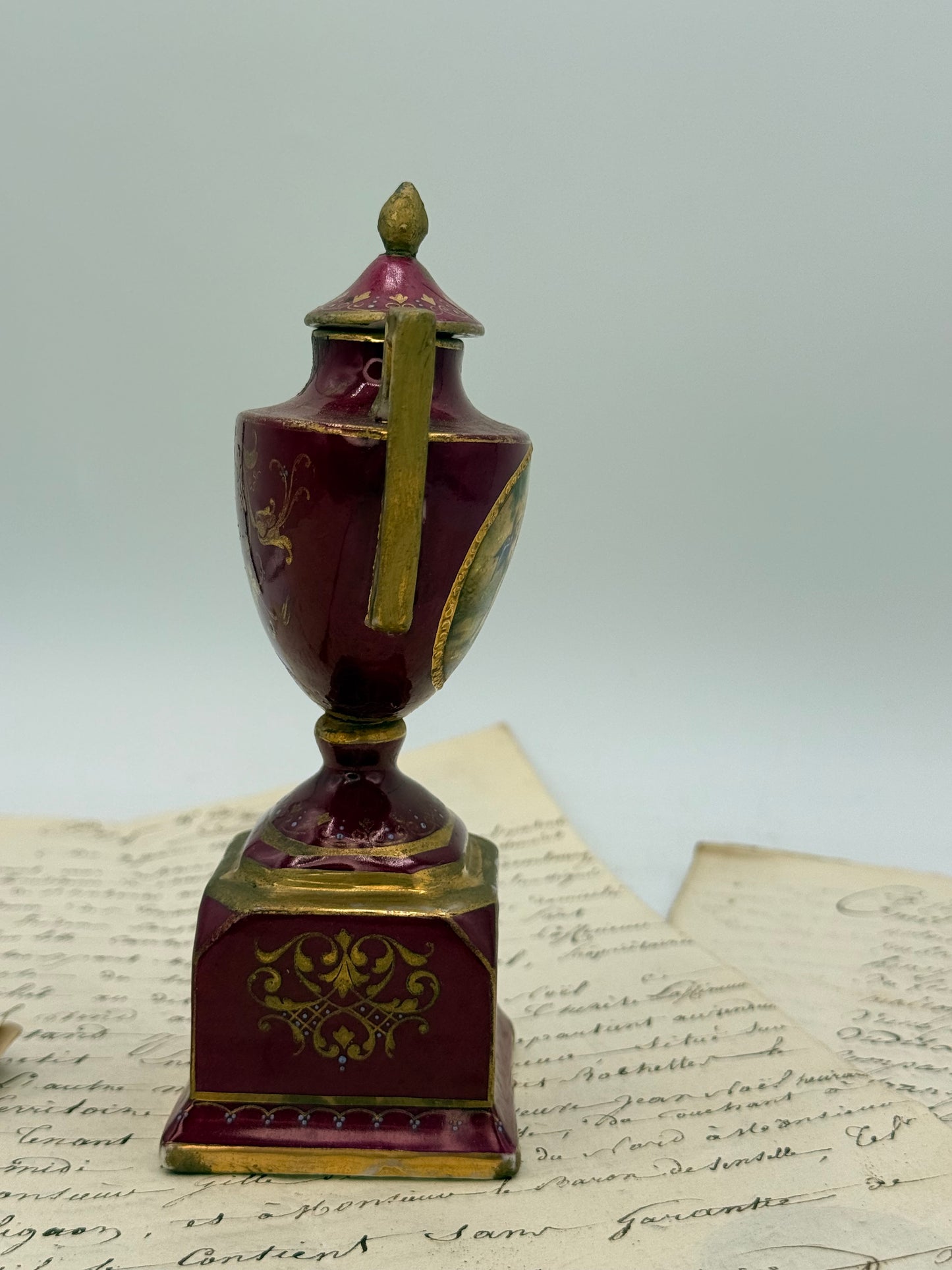 299- Ackermann & Fritze Small Urn, Royal Vienna Style