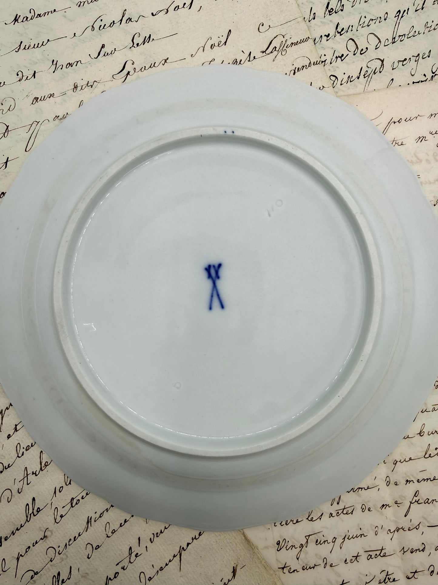 Meissen Blue and White Onion Plate with Gold Rim, 7”