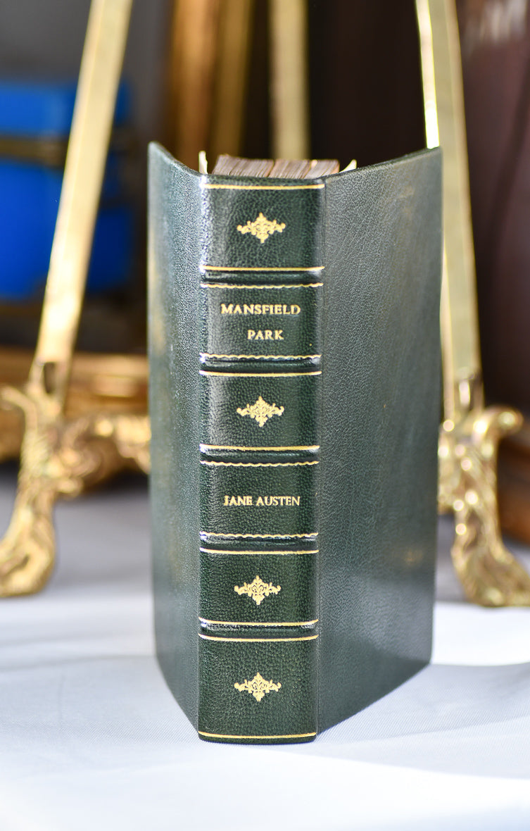 Jane Austen's Mansfield Park, Antique Edition