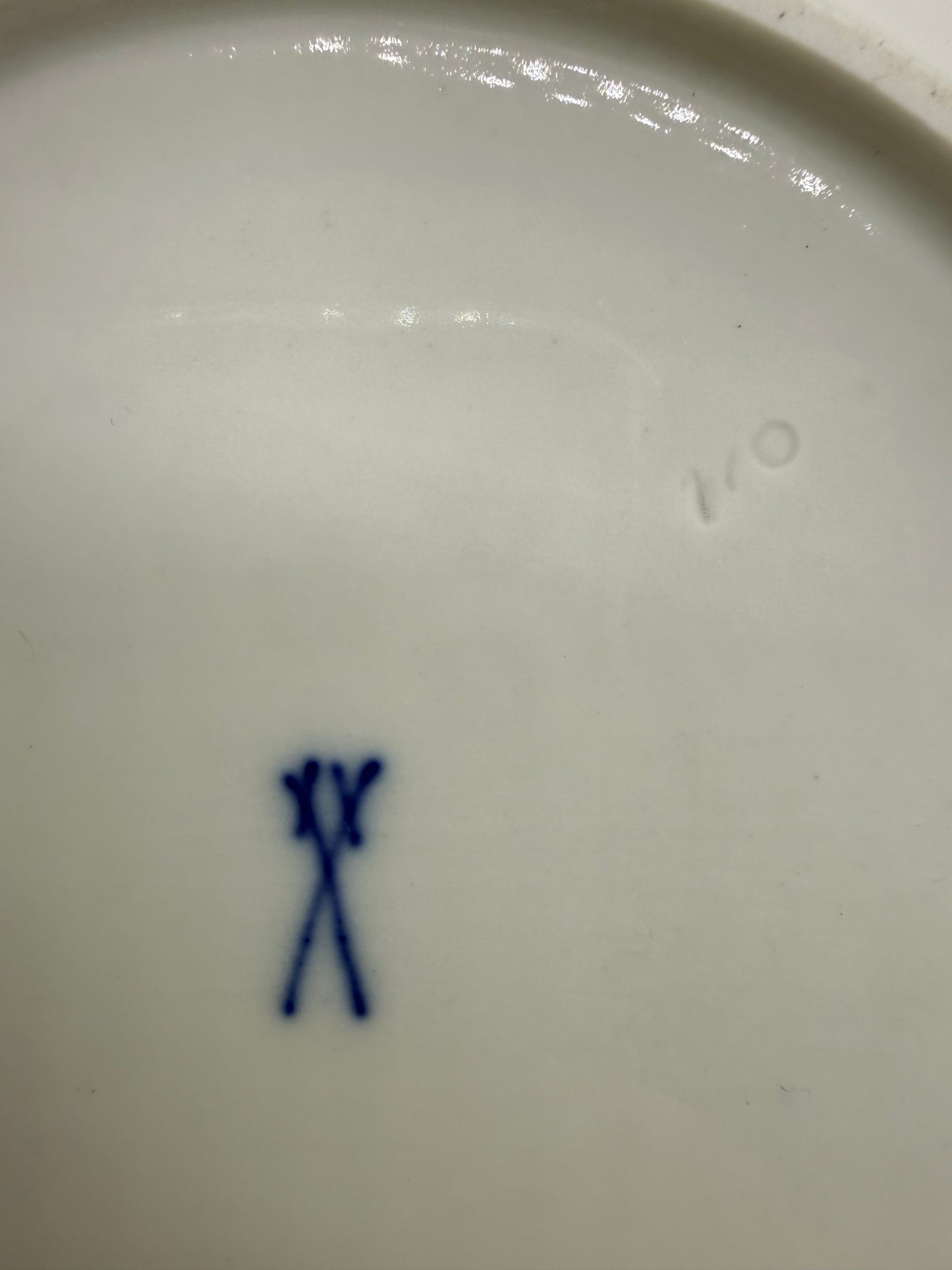 Meissen Blue and White Onion Plate with Gold Rim, 7”